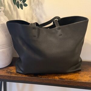 Chic Black Leather Tote Bag